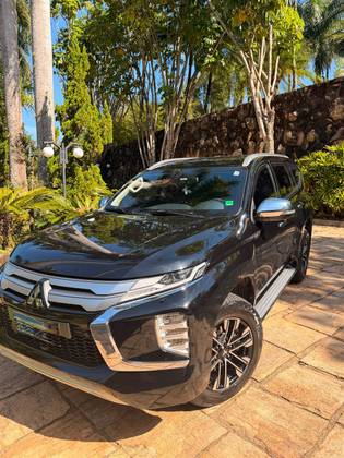 MITSUBISHI PAJERO SPORT 2.4 16V MIVEC TURBO DIESEL HPE-S AWD AUTOMÁTICO MITSUBISHI PAJERO SPORT 2.4 16V MIVEC TURBO DIESEL HPE-S AWD AUTOMÁTICO
